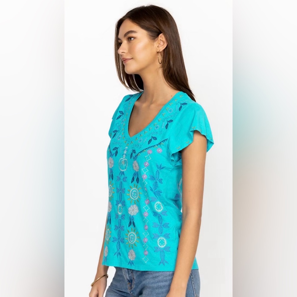 Johnny Was Oriel Flutter Sleeve Tee Embroidered Bohemian - Medium - EUC - Picture 3 of 12